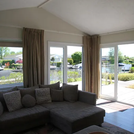 Vakantiehuis Aan De Drecht Chalet Oud-Loosdrecht