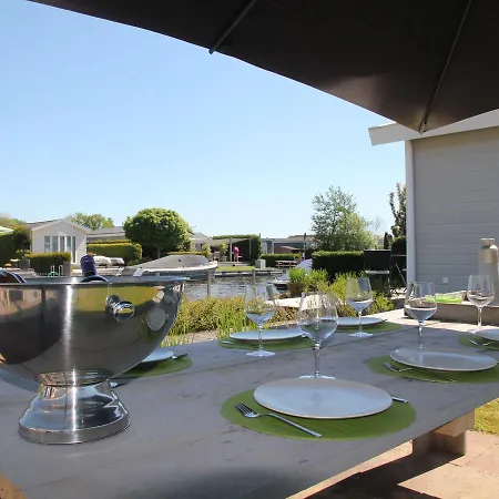 Vakantiehuis Aan De Drecht Chalet Oud-Loosdrecht