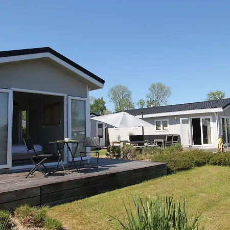 Vakantiehuis Aan De Drecht Oud-Loosdrecht